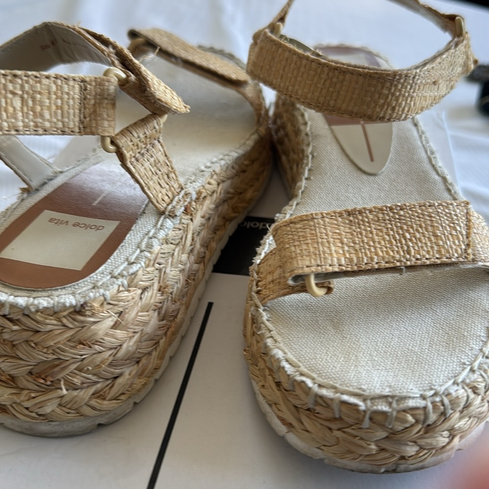Dolce Vita Myra Light Natural Raffia Wedge Sandal. - Picture 6 of 8